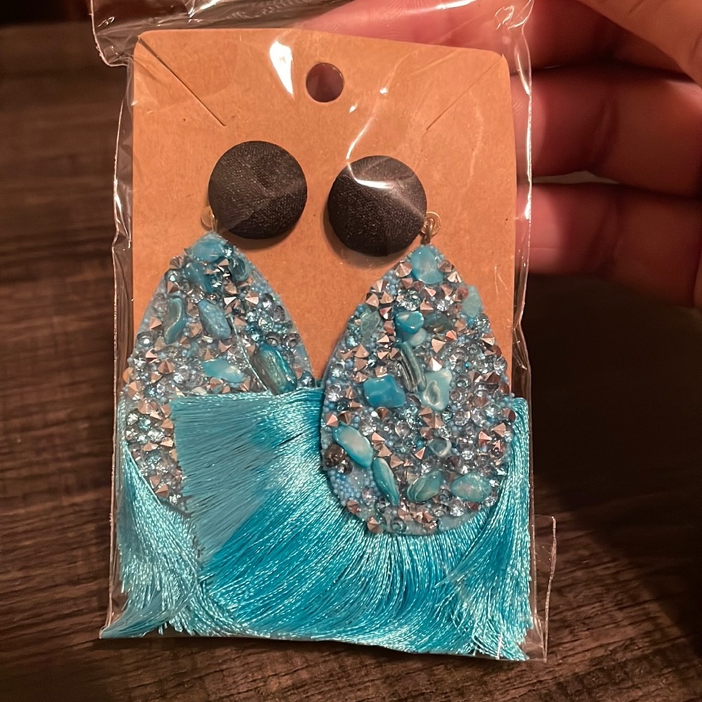 Tear drop rhinestone crushed colored earrings (set of 3)